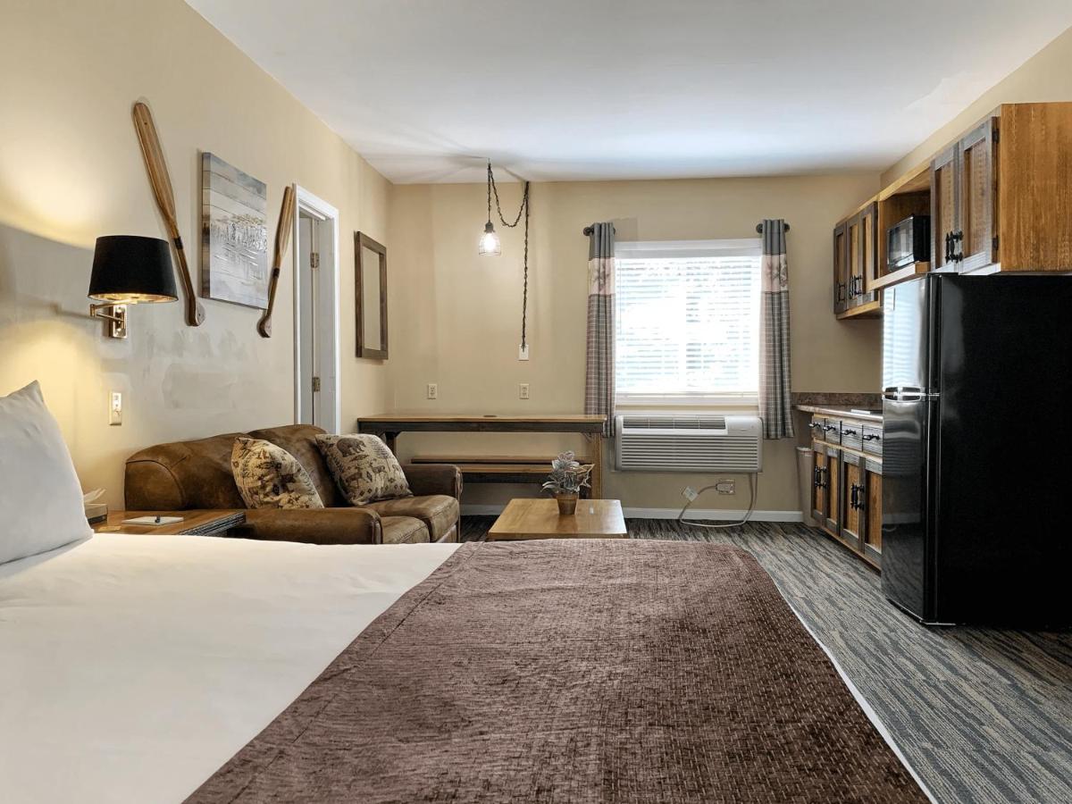 The Stone Gate Resort Lake George