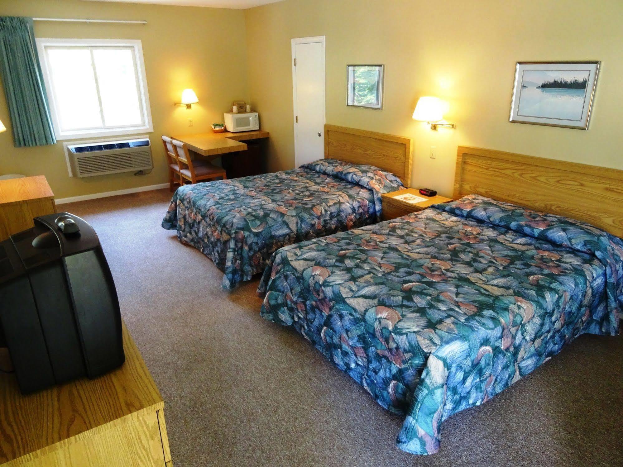 The Stone Gate Resort Lake George